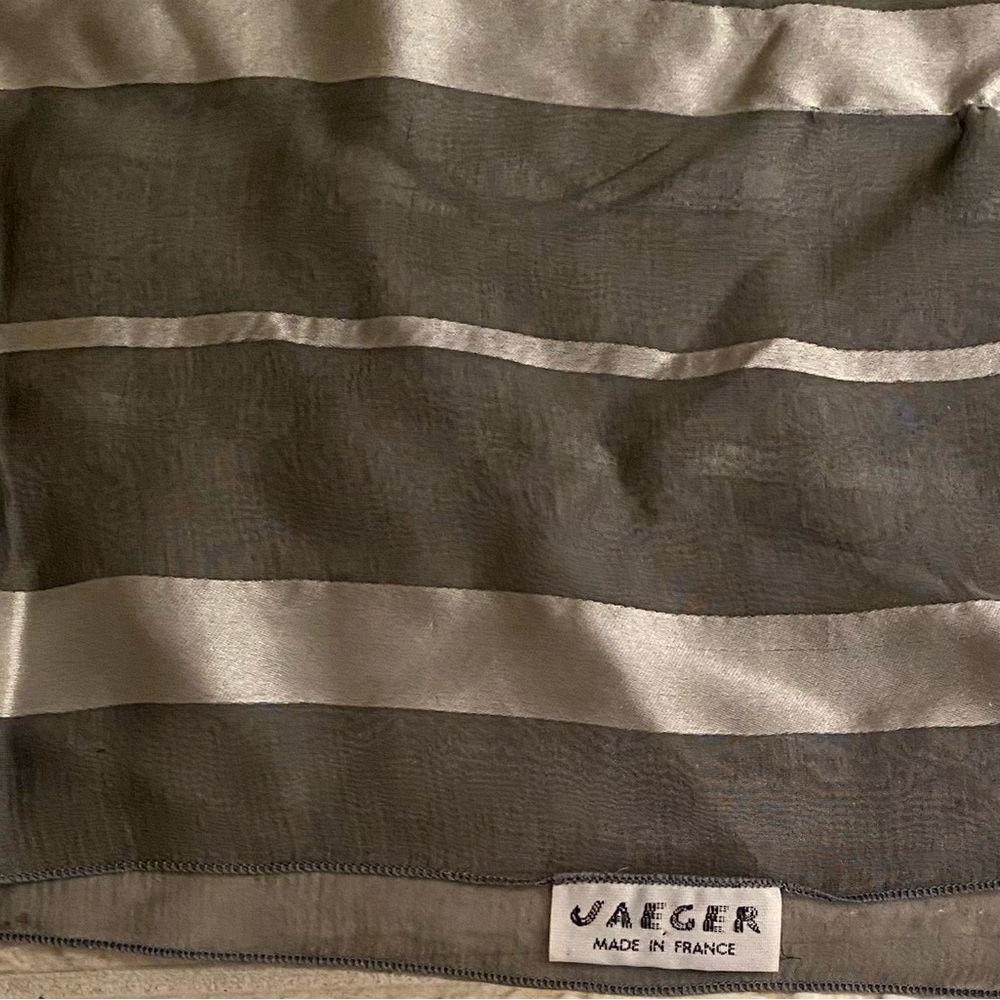 JAEGER SCARF ~ 100% Silk Scarf Made in France - Picture 2 of 3